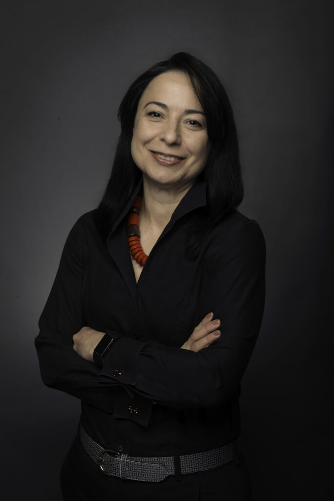 Elona Naqo